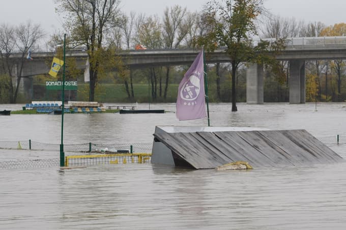 Poplave v Malečniku novembra 2012