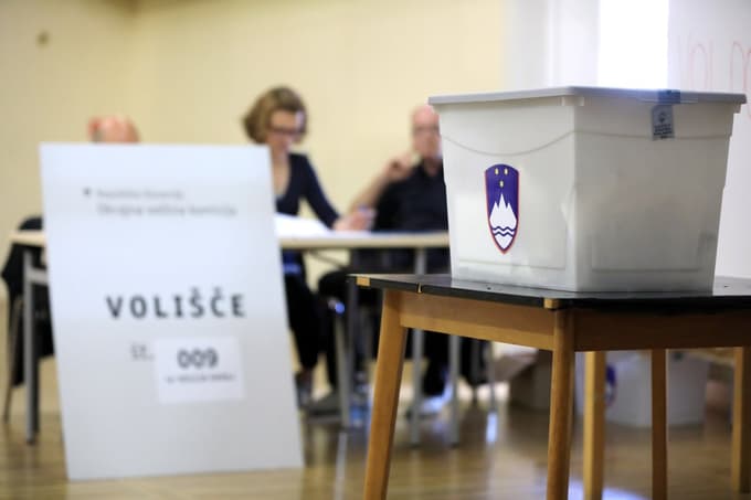 (POGLED) Kulica, glasovnica, karton in - ti
