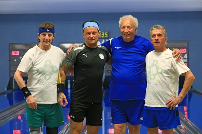 Štirje kegljaški asi, od leve: Darko Bizjak, Uroš Stoklas, Nikola Dragaš in Franc Kirbiš. 