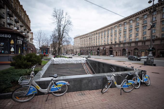 (PISMO IZ KIJEVA) Ljudje se vračajo, a varno še ni
