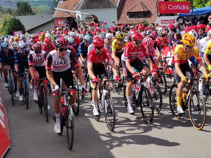 Potop v zadnjih metrih in kislina po celem telesu
