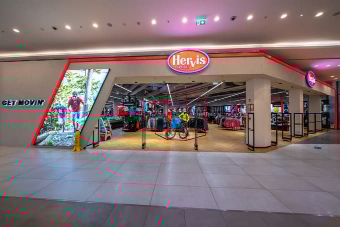 Hervis naj bi zaprl vse trgovine v Sloveniji, brez dela bi lahko ostalo okoli 250 zaposlenih