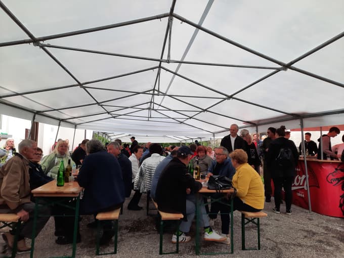 Utrinek s šparglijade v Rošnji