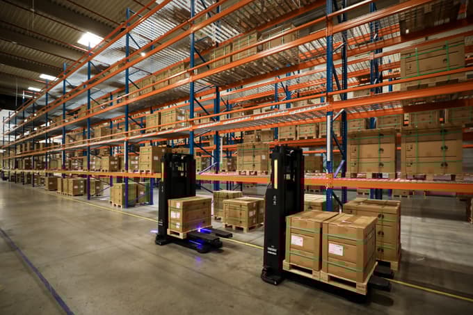 (FOTO in VIDEO) Avtomatsko vodena vozila, umetna inteligenca in računalniški vid so delavcem v veliko pomoč