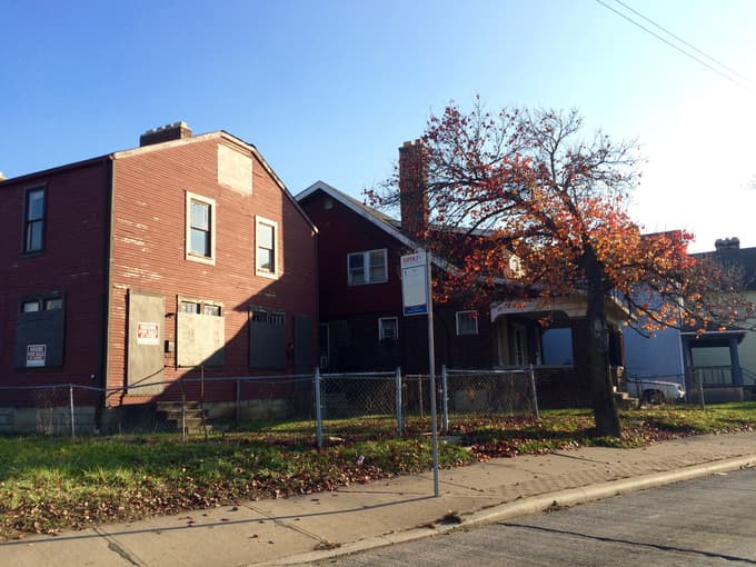 V soseski Linden v mestu Columbus v zvezni državi Ohio je policija raziskala 37 posilstev, storilec jih je navedel še veliko več. In priznal tudi vsaj 30 ropov.