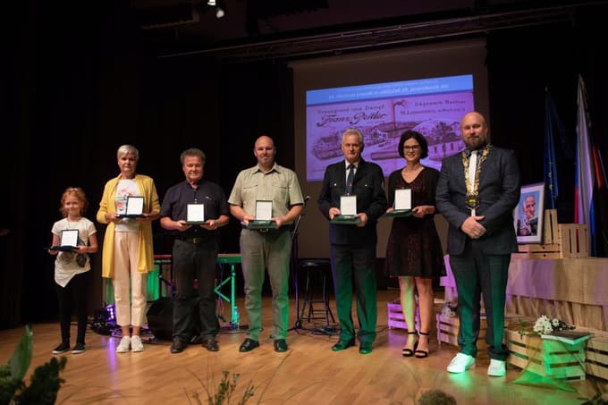 Med letošnjimi prejemniki občinskih priznanj je bil v imenu godbe tudi predsednik Bogdan Španbauer. 