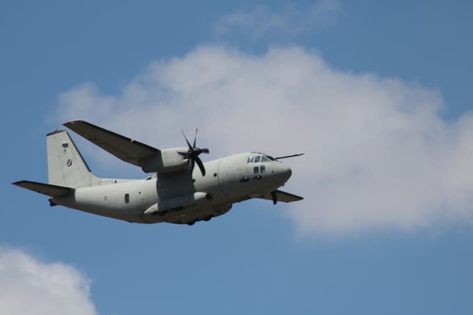 Čeprav je nakup letala Spartan v času prejšnje vlade sprožil precej polemik v javnosti, je Marjan Šarec napovedal nakup še enega transportnega letala. 