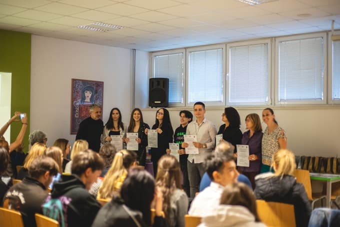Dijaki so se ukvarjali s človekovimi pravicami in temeljnimi svoboščinami.