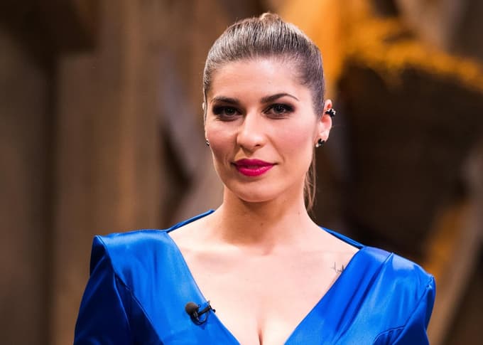 Voditeljica Kmetije Natalija Bratkovič.