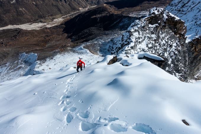Vzpon na goro Pomlaca