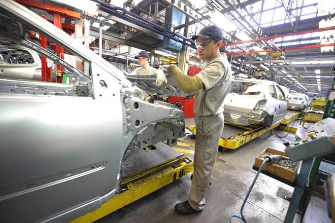 Je prihodnost avtomobilske industrije v Evropi res ogrožena?