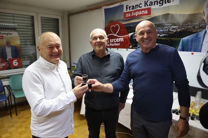 (VOLITVE MARIBOR) Večerovi novinarji na terenu: Kaj vse so videli in posneli v štabih županskih kandidatov?