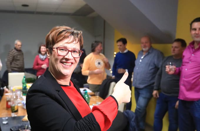 (VOLITVE MARIBOR) Večerovi novinarji na terenu: Kaj vse so videli in posneli v štabih županskih kandidatov?