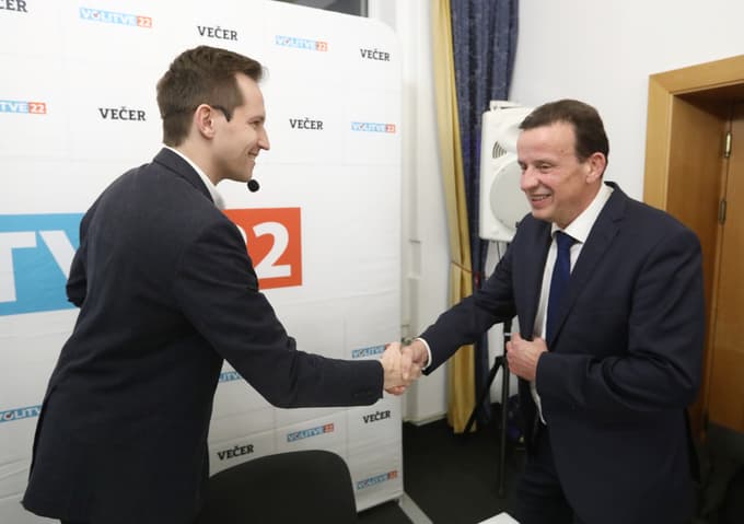 (VIDEO) Večerovo soočenje v Celju: V nedeljo Šrot ali Kovač?