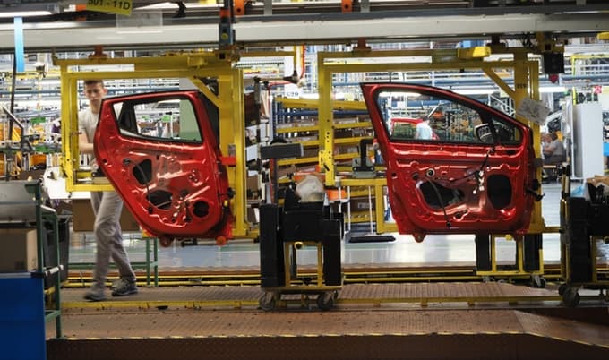 Revozova letošnja proizvodnja bo predvidoma na ravni lanske