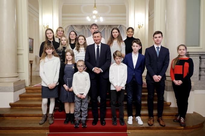 Pri Časorisu izbirajo Face leta. Fotografija je z obiska pri takratnem predsedniku države Borutu Pahorju 