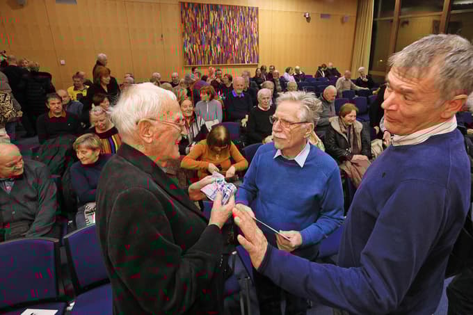 Drago Senica-Pi, filozof Franci Pivec in Aleš Bošnjak, direktor IZUM-a 
