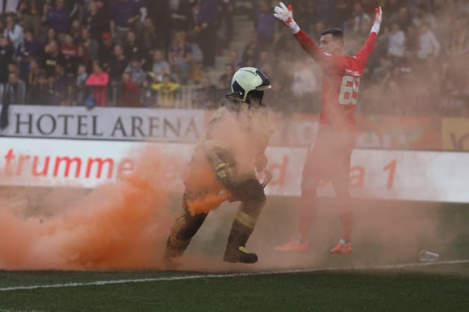 (FOTO) Večni nogometni derbi Maribora in Olimpije z 2:0 dobili Štajerci