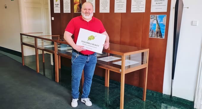 Boštjan Koražija je tudi letos razstavil pravljico.