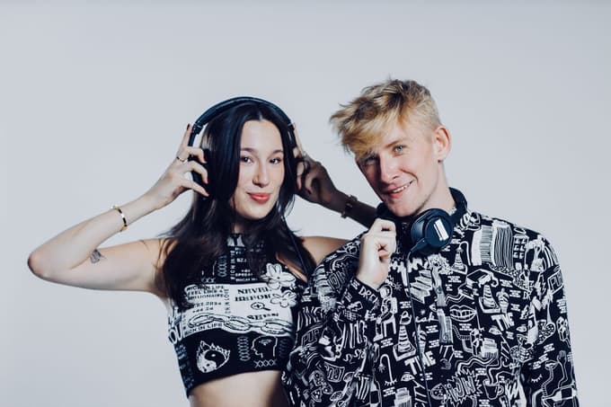 Jutranji par na Hitradiju Center. 