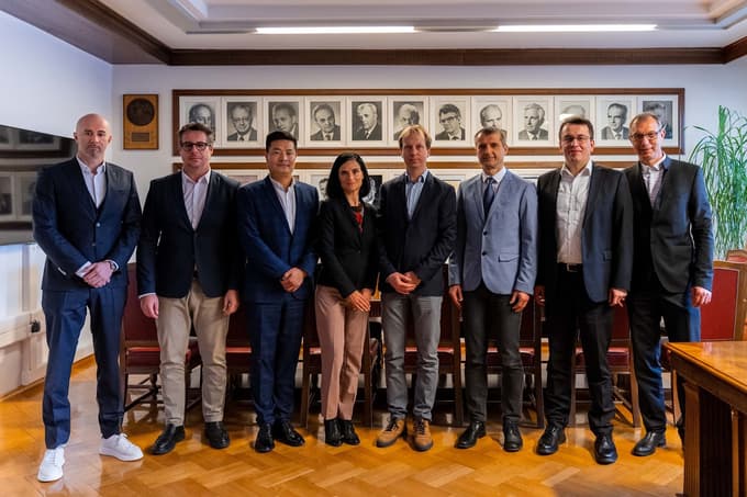 Na ljubljanski fakulteti za Elektrotehniko so s partnerji iz gospodarstva vzpostavili komunikacijski sistem 5G.