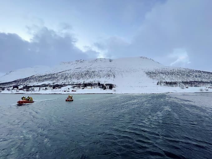 (FOTO) Več mrtvih v snežnih plazovih na severu Norveške, med žrtvami tudi Slovenec