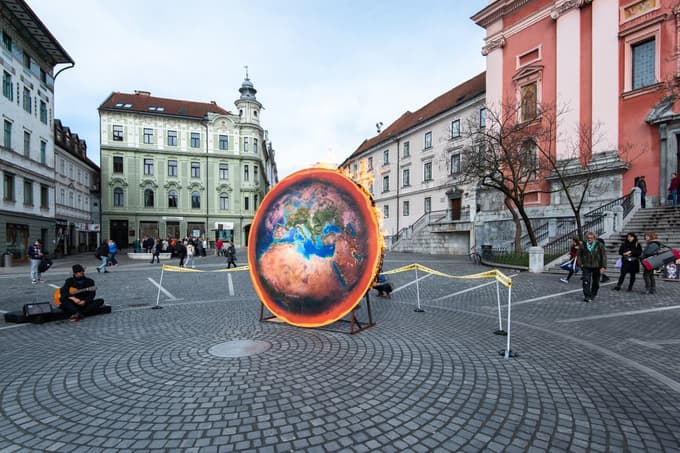 Esej dijakinje: Storiti vse za ljudi prihodnjih generacij