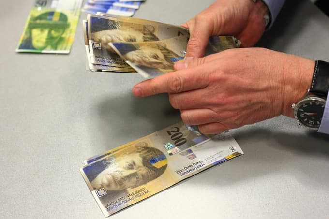 Glede navedb o "brezplačnem posojilu" je treba upoštevati šesti člen obligacijskega zakonika, ki s prepovedjo zlorabe pravic preprečuje, da bi nepošteni subjekt uveljavljal sodno varstvo za koristi, ki izvirajo iz njegovega lastnega protipravnega ravnanja.