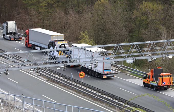 (FOTO) Znane so podrobnosti hude prometne nesreče na mariborski vzhodni obvoznici, v kateri je ena oseba umrla