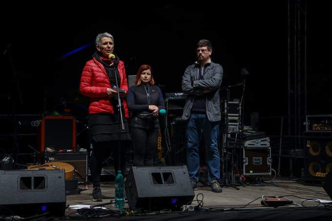 Lidija Jerkič, Martina Vuk, Jakob Počivavšek.