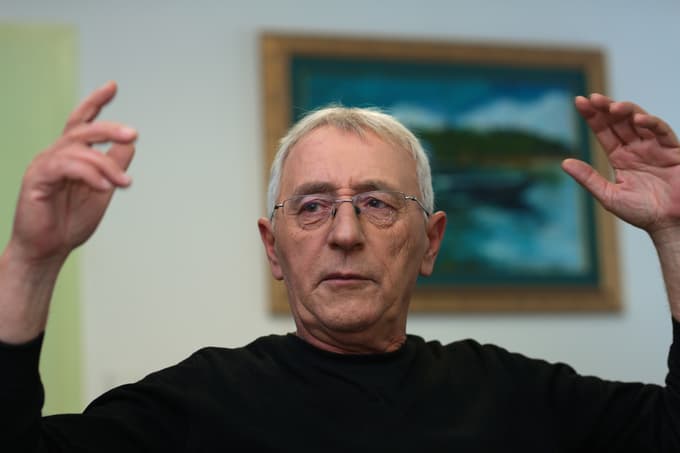 V Srbiji po domovinski vojni kljub številnim pozivom ni več nastopal.