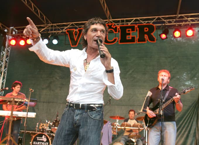 Jasmin Stavros na Večerovem pikniku leta 2006.
