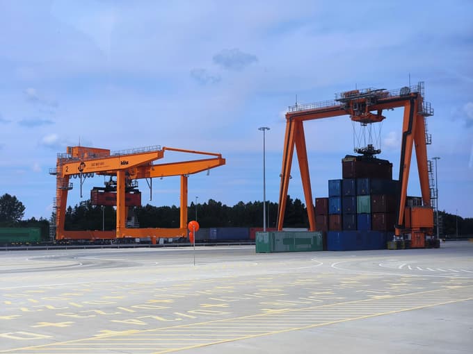 (FOTO) UNIDO s Huaweijem ustanavlja globalno zavezništvo za umetno inteligenco v industriji in proizvodnji