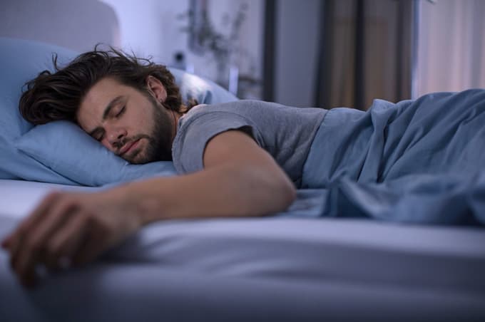 Spite na hrbtu ali boku? Izberite si pravi vzglavnik