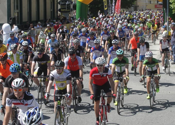 Vsi na kolesu, od dveletnikov do babic in dedkov