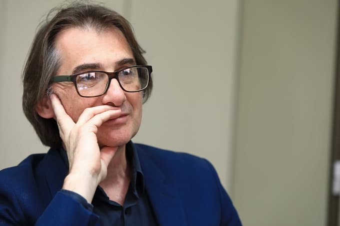 Aleksandar Popovski: "Malo sem dvignil število predstav prav zato, da bi igralci dobili več priložnosti. V dodatni program sem dal tudi Kabaret pri Belem zajcu, ki bo naš laboratorij."