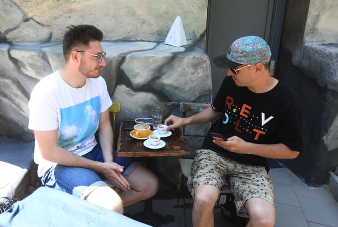 (AVDIO) Grema na kafe z Iztokom Šumatičem: Enoumje nikoli ni v redu