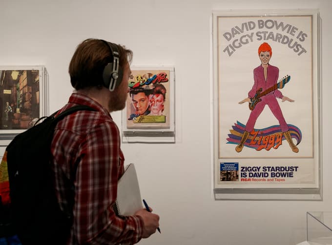 Po podobi Davida Bowieja bodo oblikovali lutko Barbie