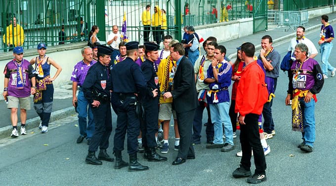 S francoskimi policisti pred 20 leti v Lyonu ni bilo šale. 