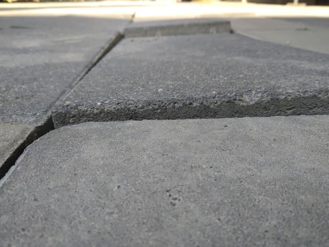 Tlakovci na osrednji tržnici na Vodnikovem trgu v Mariboru