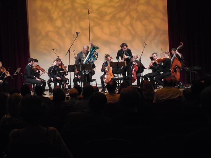 Michel Godard in Vasko Atanasovski s komornim godalnim orkestrom Slovenske filharmonije