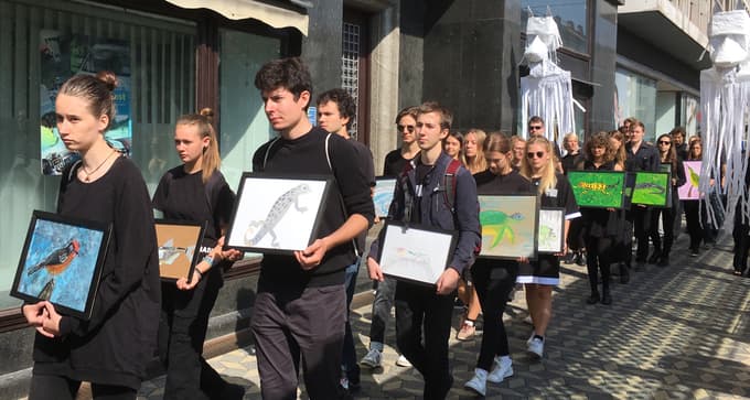 Na rdečem seznamu Svetovne zveze za varstvo narave (IUCN) je trenutno 41.415 živalskih in rastlinskih vrst, kar je dvainpolkrat več kot lani.