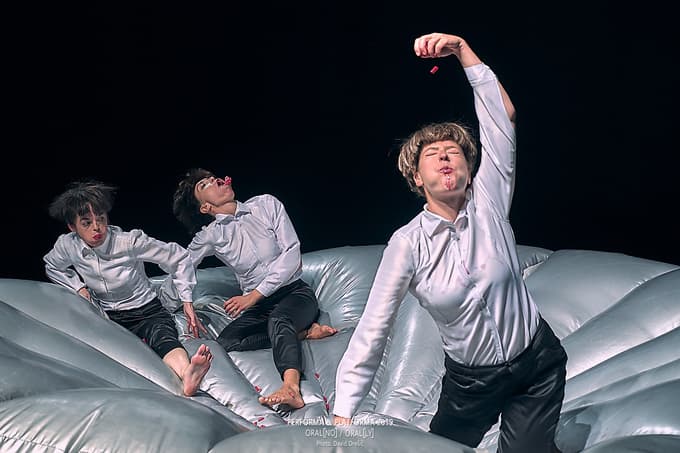 Golem, mit o žvečilki