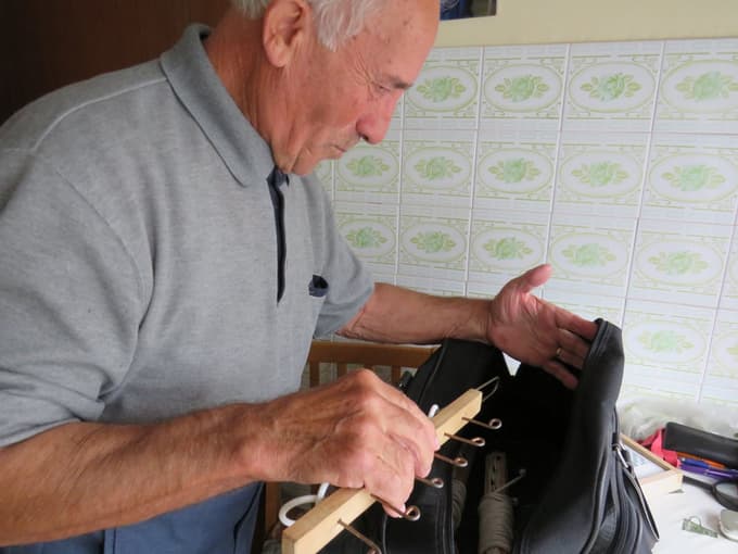 Jože Borštnar ima v svoji črni torbi še kup zanimivih miselnih iger.