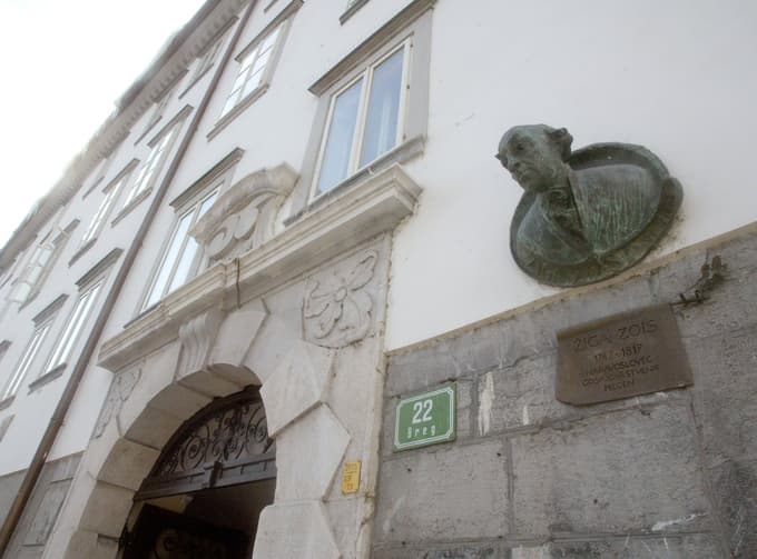 Zoisov doprsni kip v Ljubljani