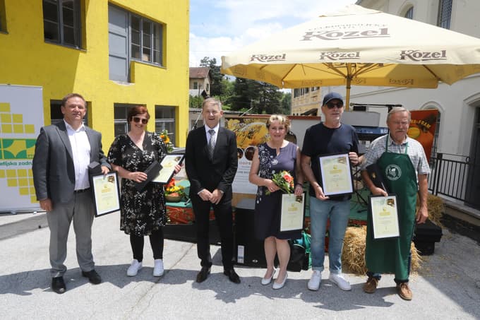 Na prireditvi so se zahvalili sodelavcem v projektu, brez katerih obnove ne bi bilo.