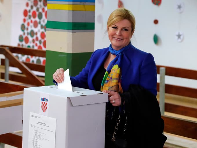 Milanović in Grabar-Kitarovićeva v drugem krogu hrvaških predsedniških volitev