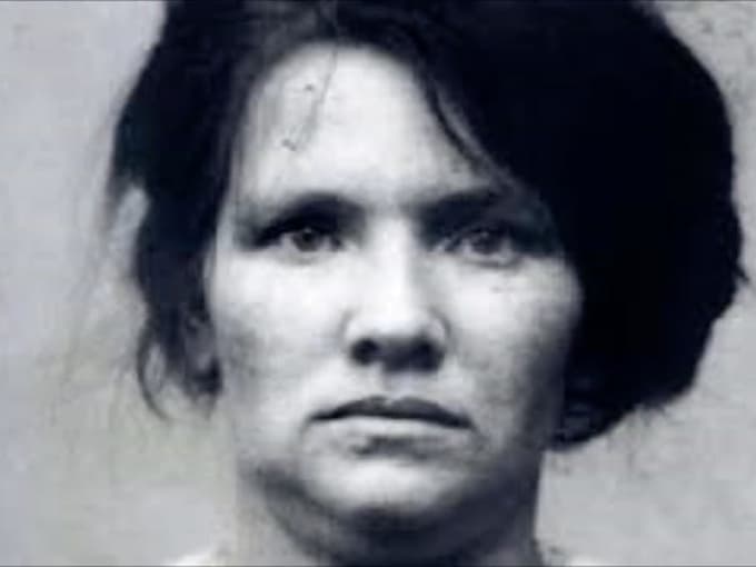 Danka Dagmnar Overbye je materam rekla, da otrokom išče dom, v resnici pa jih je morila.