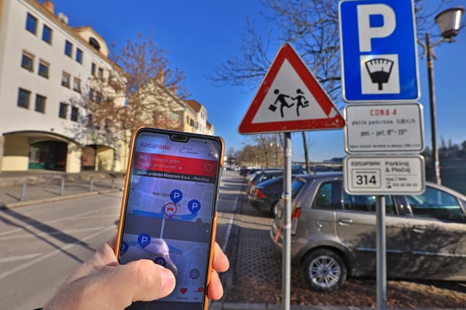 Parkiranje brez provizij za vse, ne le Mariborčane