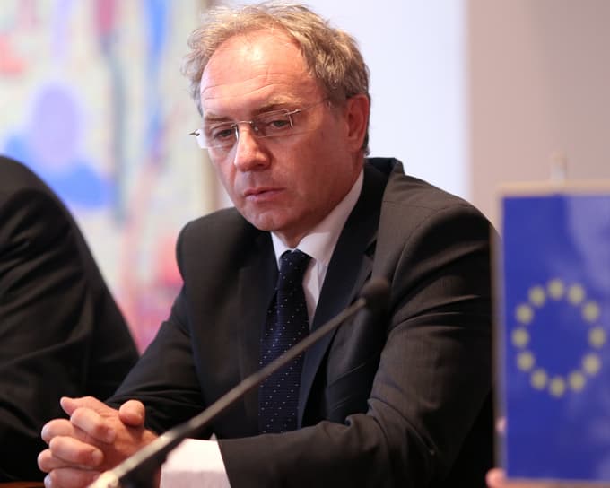 SDS za reaktivacijo naborniškega sistema. Na podporo katerih koalicijskih strank računa Mahnič?